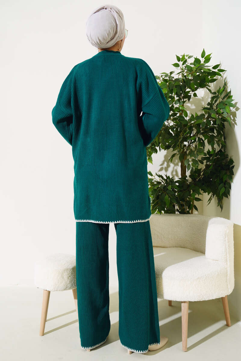 White Design Detail Green Knitted Co-ord