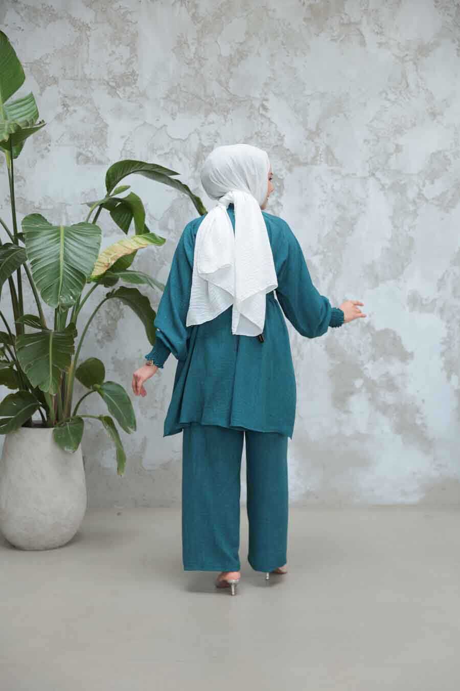 Modest Teal Belted Dual Set