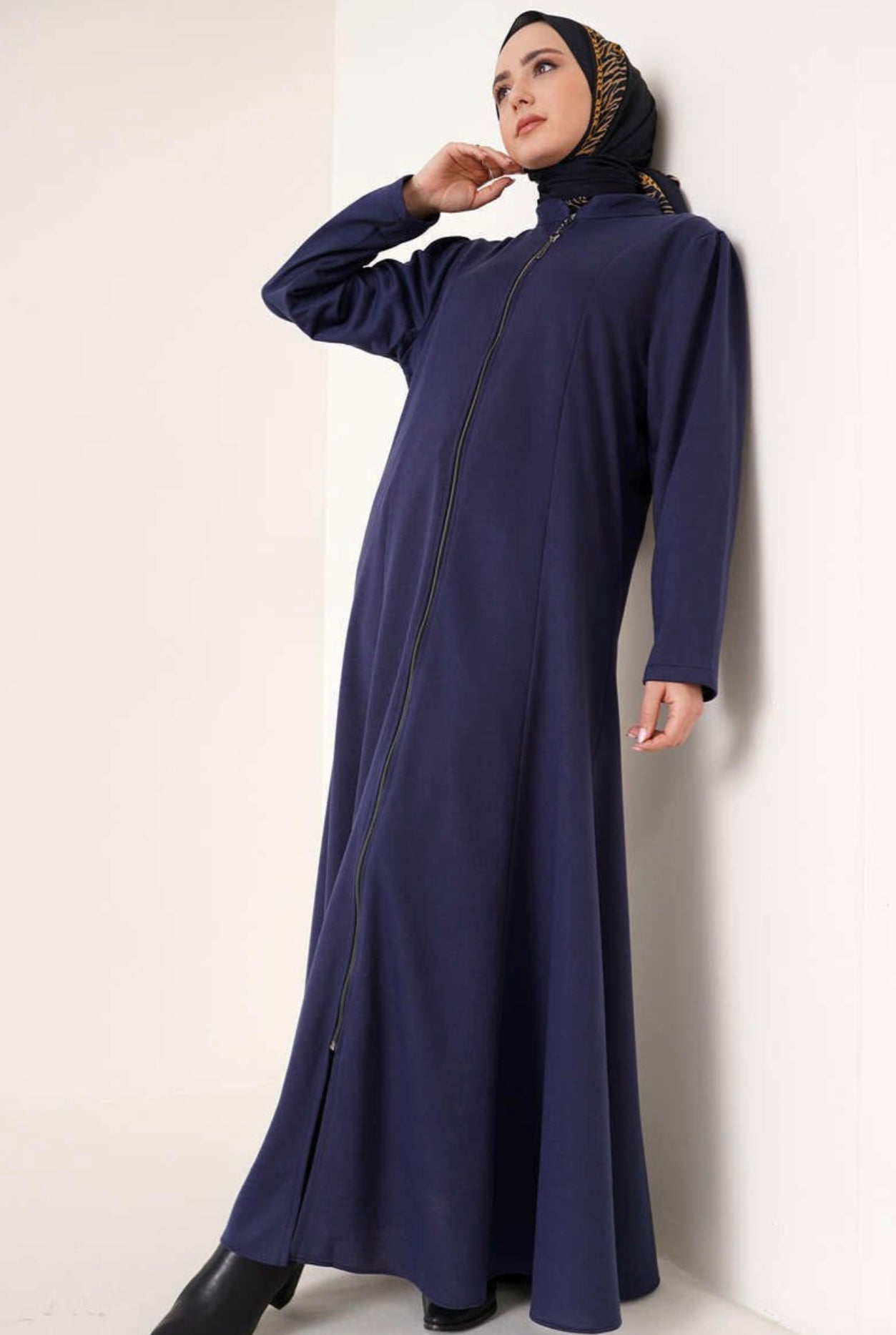 Solid Zipper Turkish Abaya