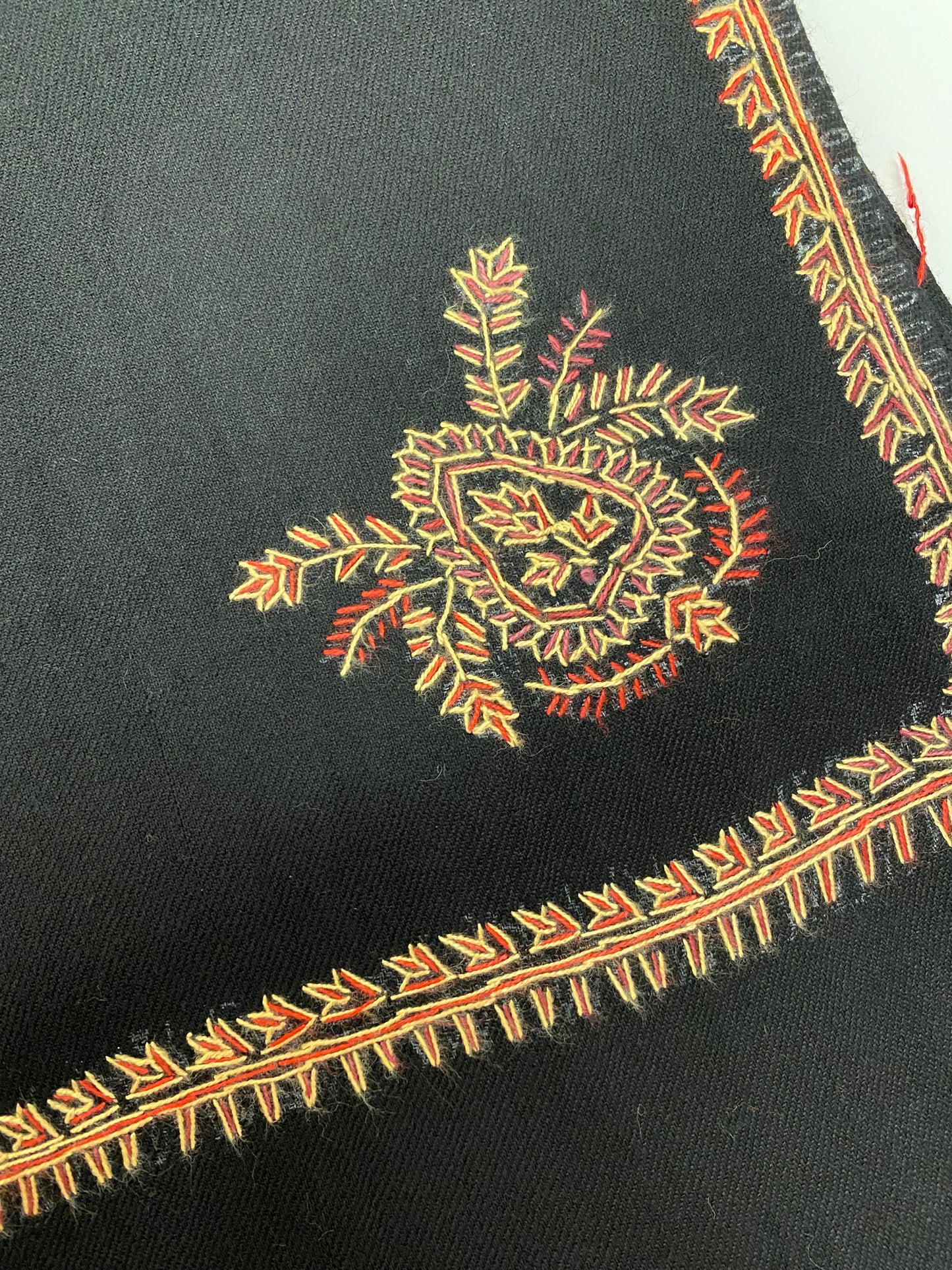 Alia Pure Pashmina Embroidered Shawl - Chaddors