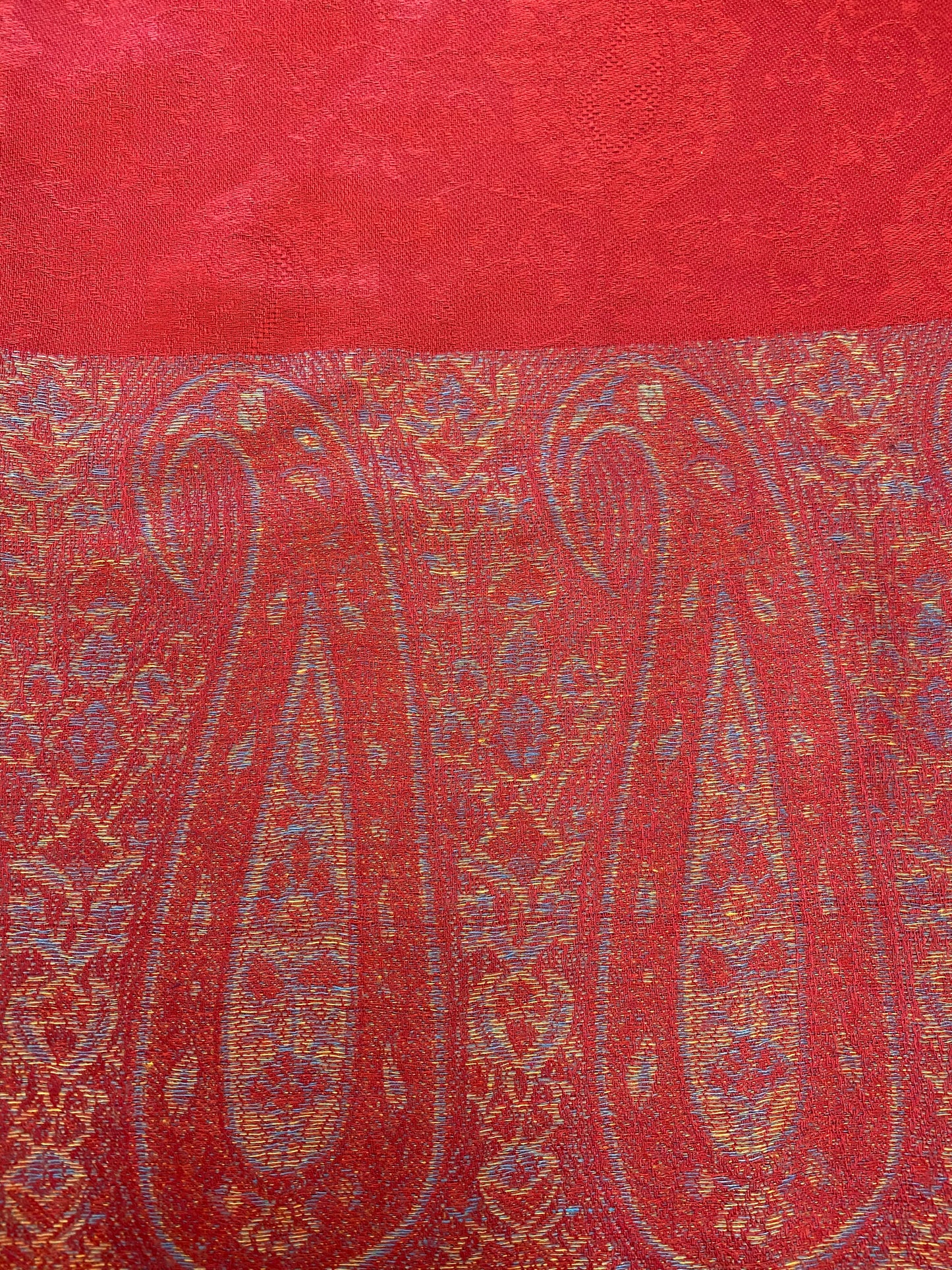 Red Border Pashmina
