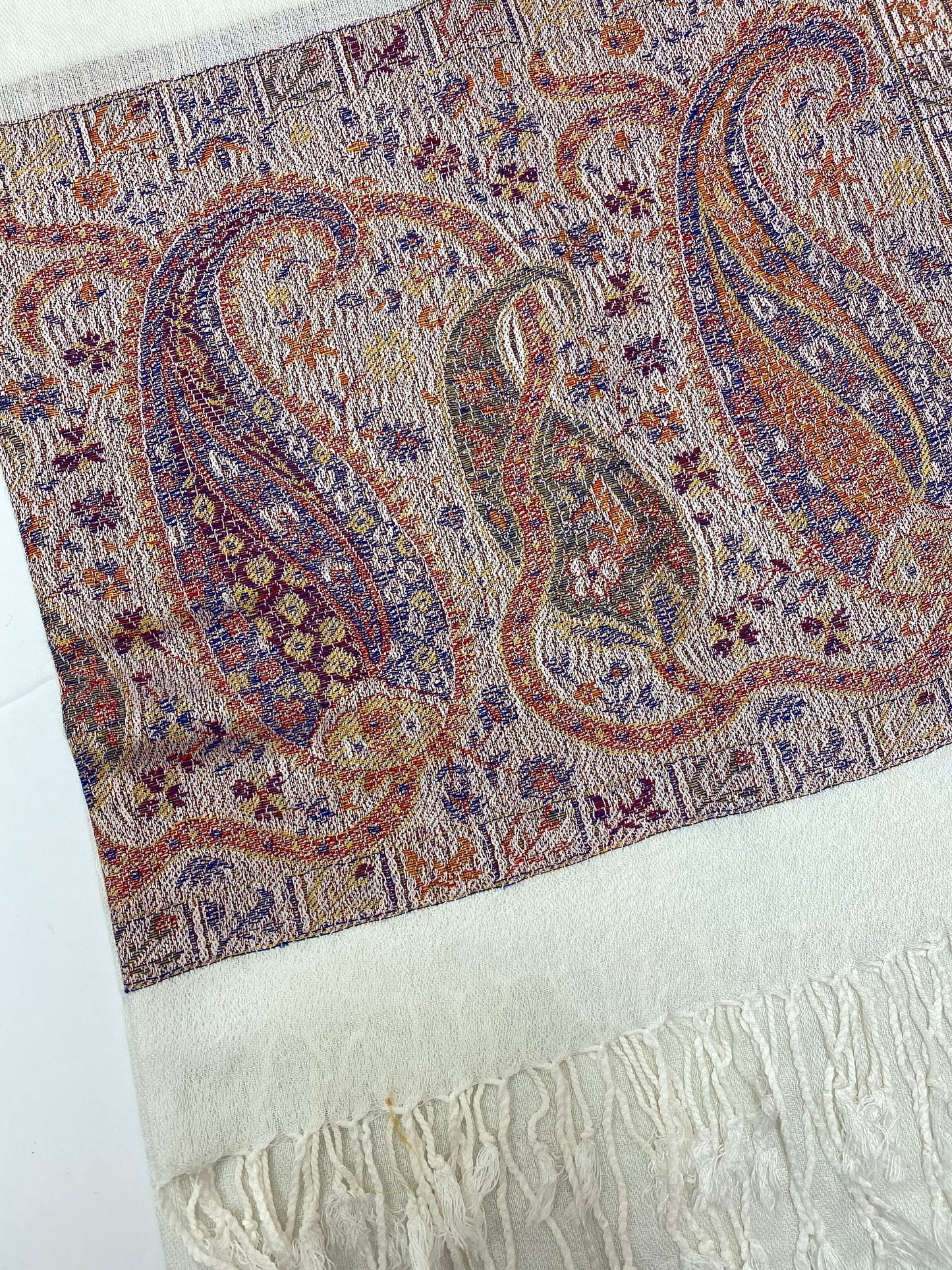 White Border Pashmina - Chaddors
