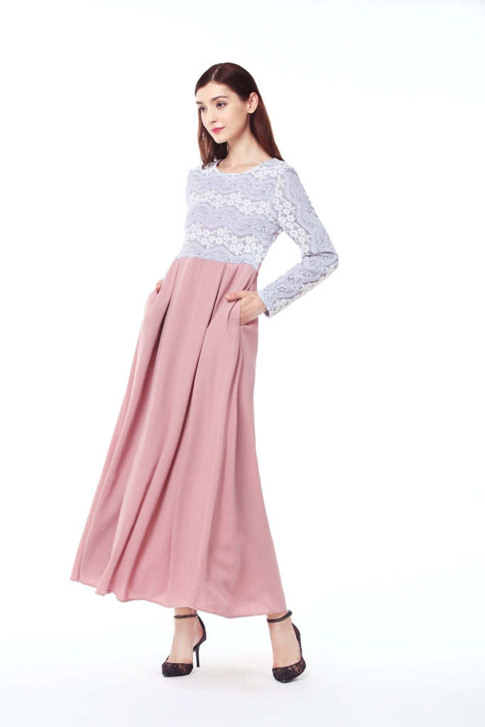 Elegant Lace Dress - Chaddors