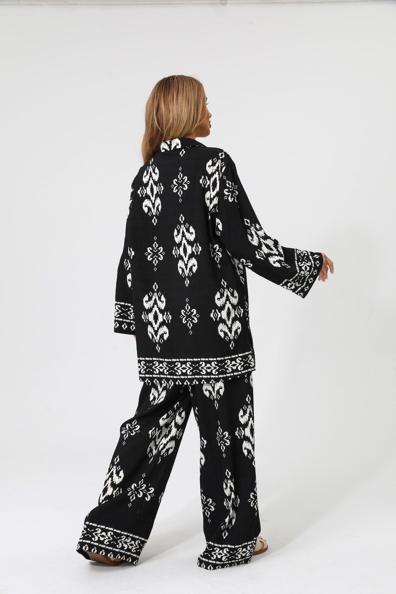 Black Relaxed Fit Two Piece Lounge Set - Chaddors