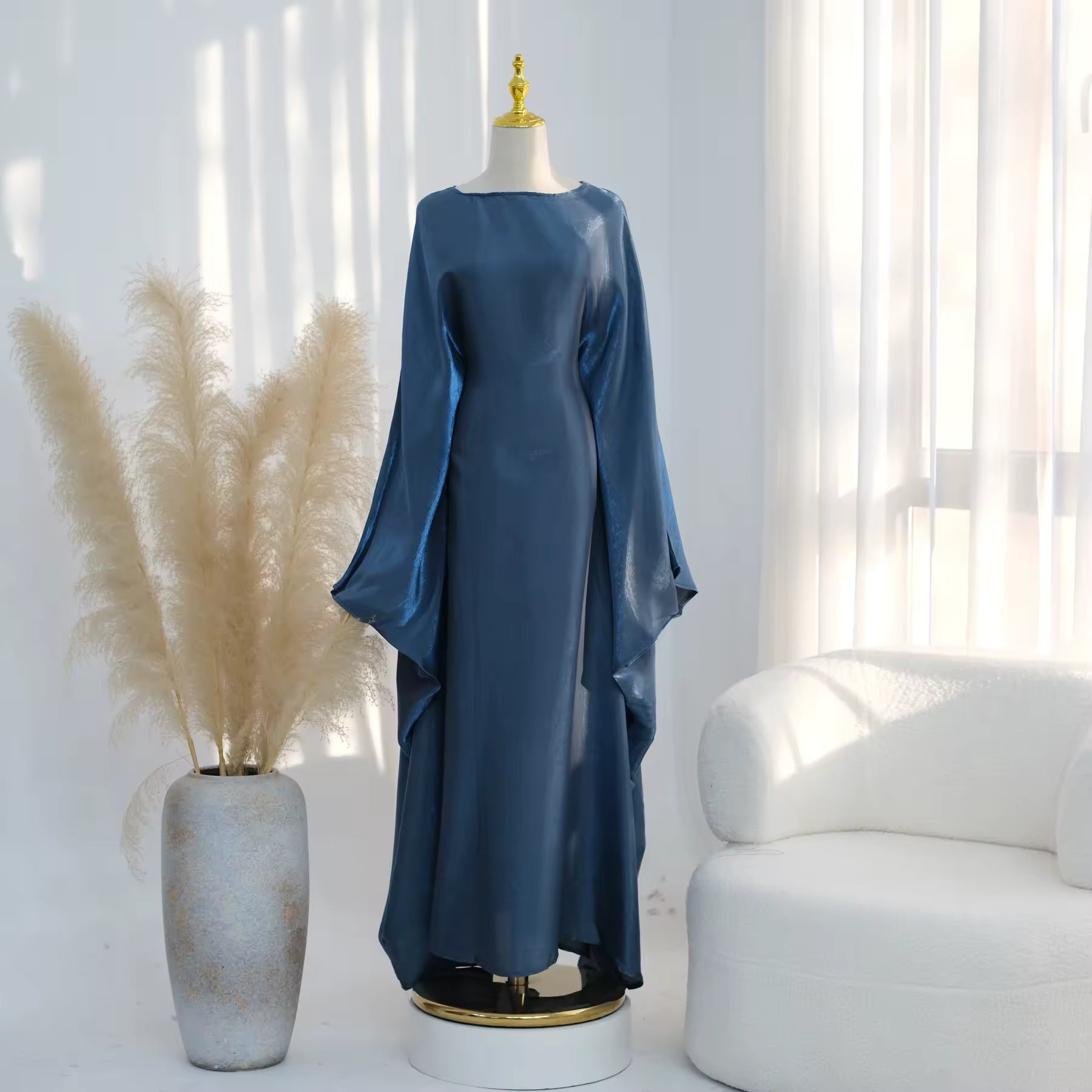 Bat Sleeve Abaya - Chaddors