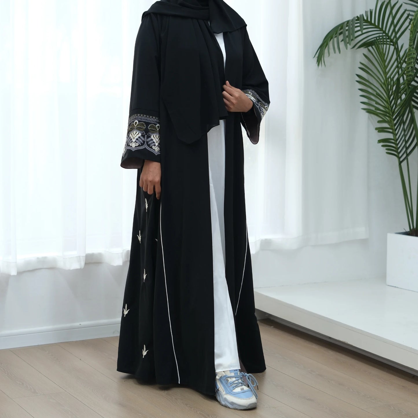 Black Embroidered Luxury Kimono Abaya