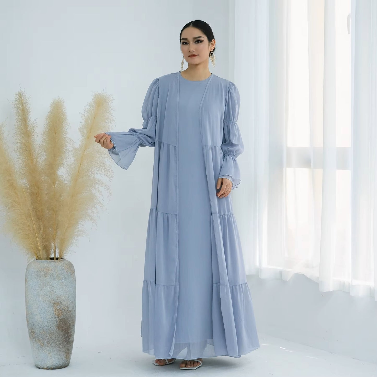 Light Gray Chiffon Open Abaya + Inner Dress – 2‑Piece Set