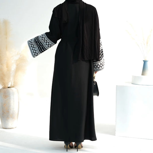 Embroidered Sleeve Linen Abaya - Chaddors