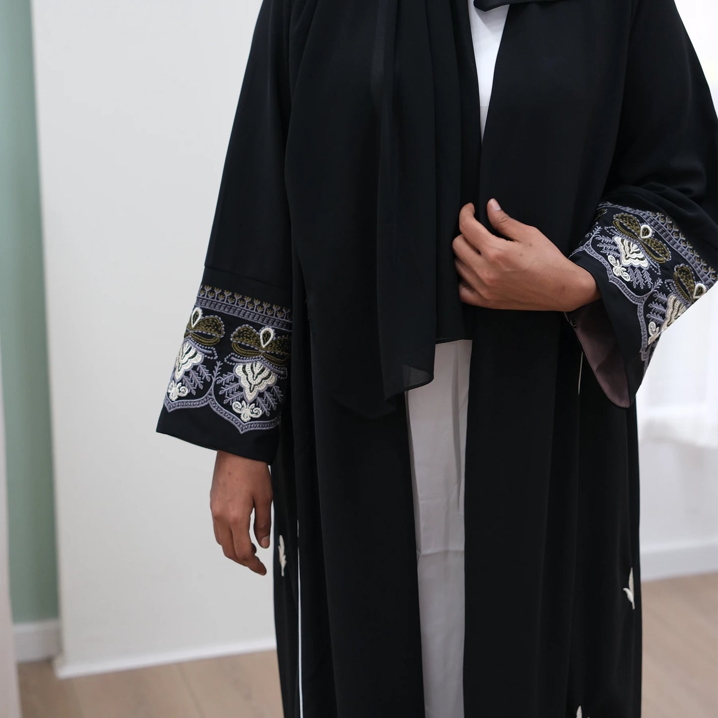 Black Embroidered Luxury Kimono Abaya