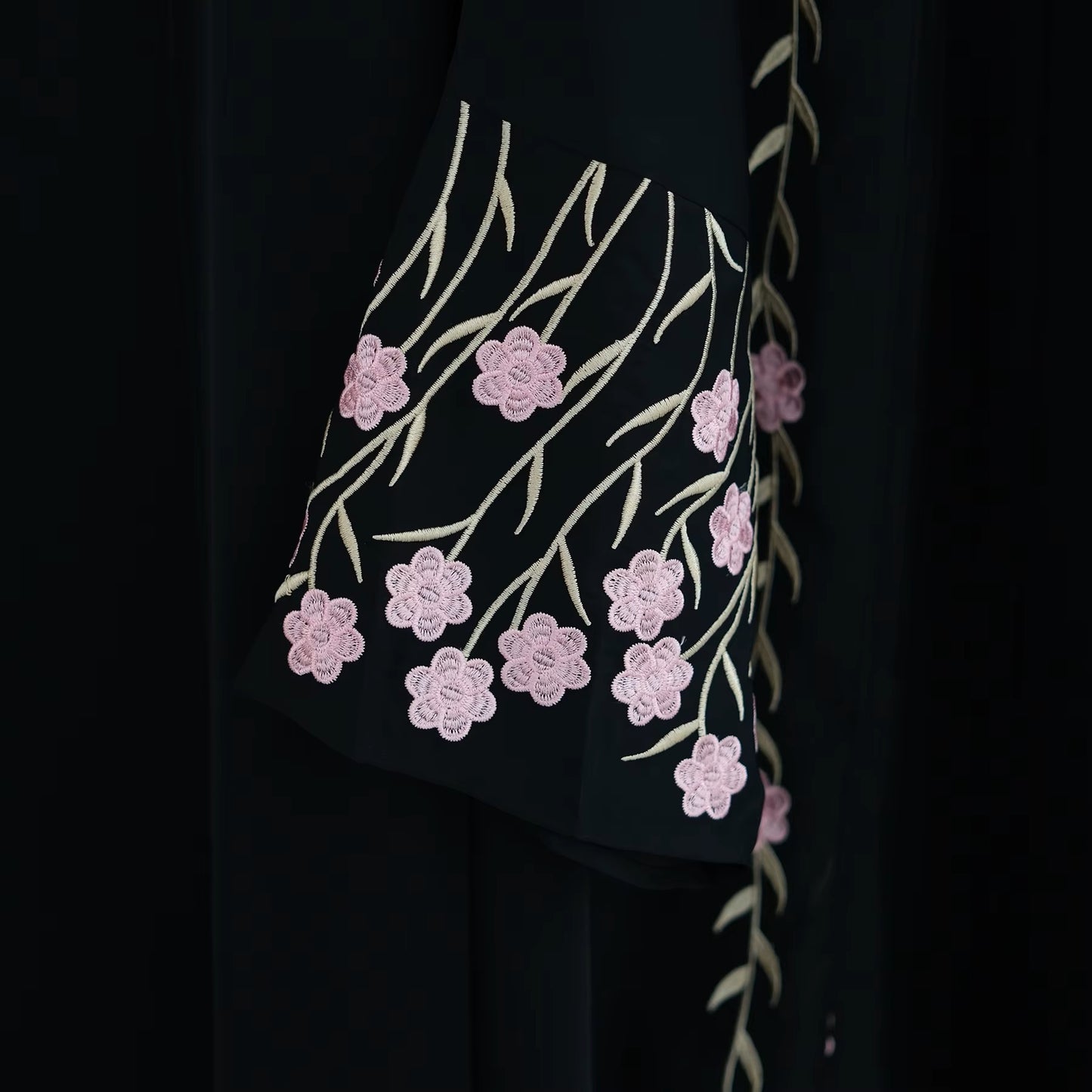 Kimono Abaya – Floral Embroidered Sleeves - Chaddors