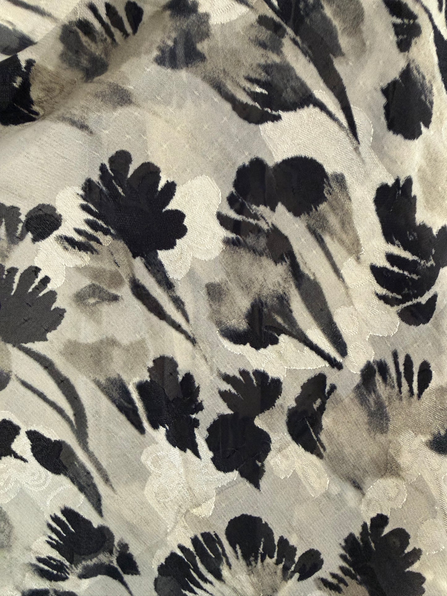 Beige Luxury Double Layer Floral Abaya – Dubai Collection