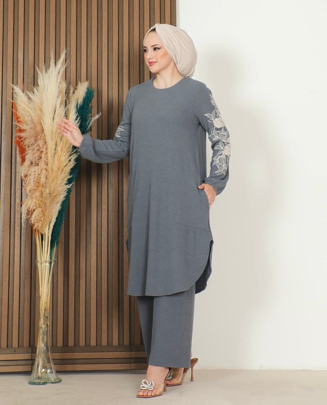 Gray 2 Piece Turkish Set - Chaddors