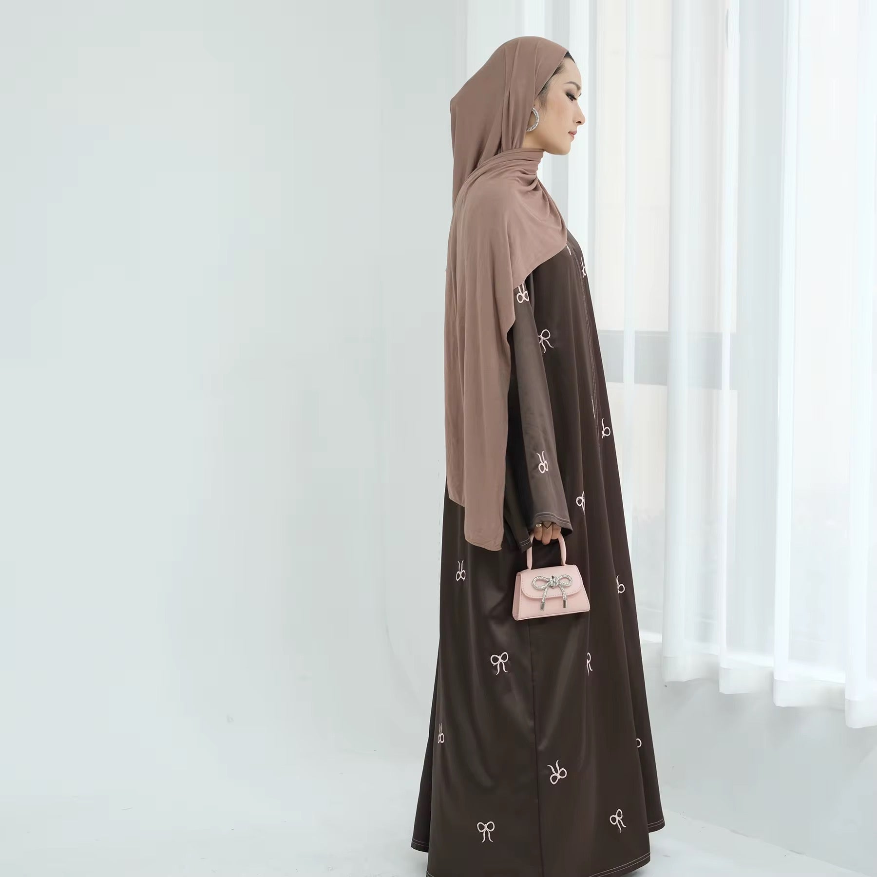 Front Open Bow Abaya - Chaddors