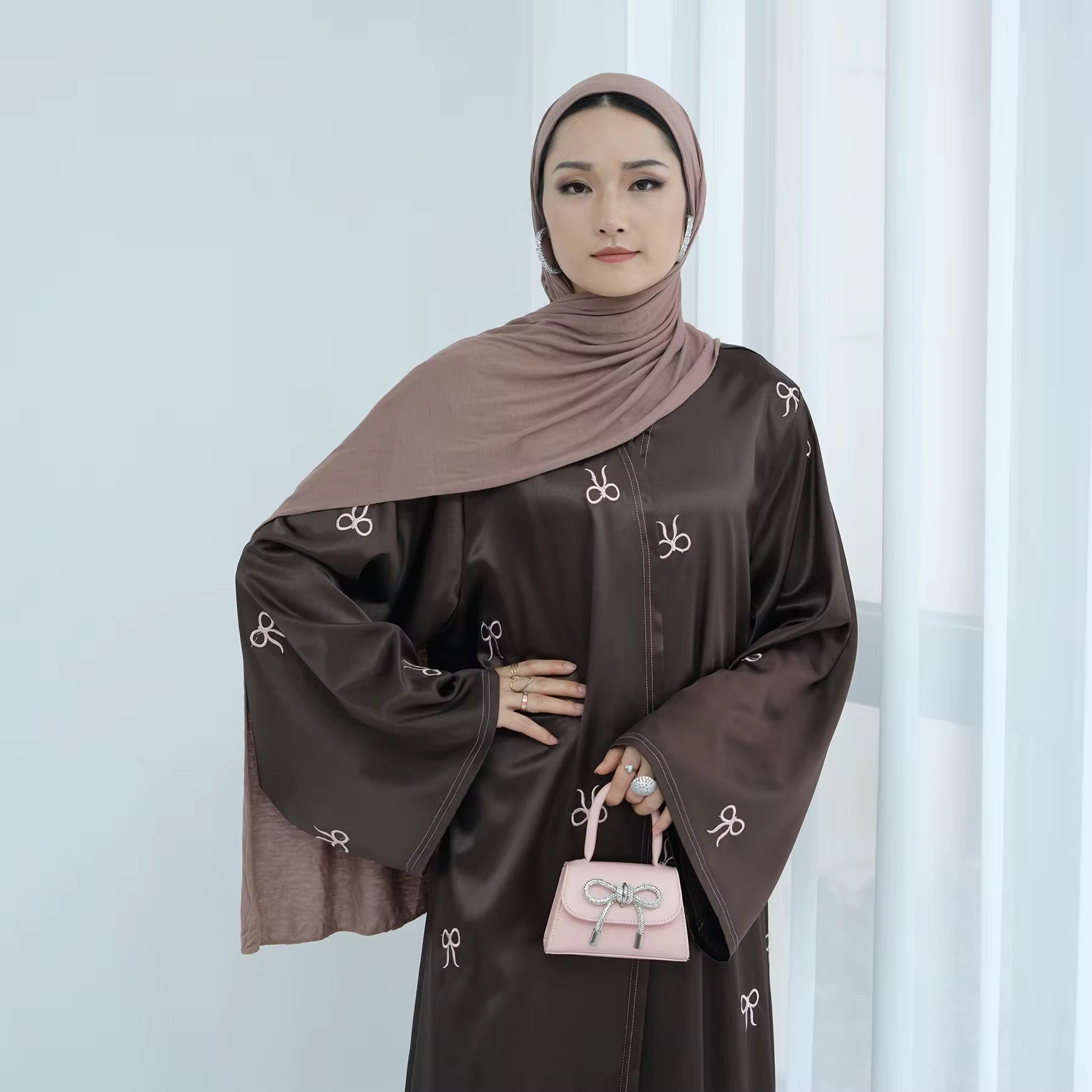 Front Open Bow Abaya - Chaddors