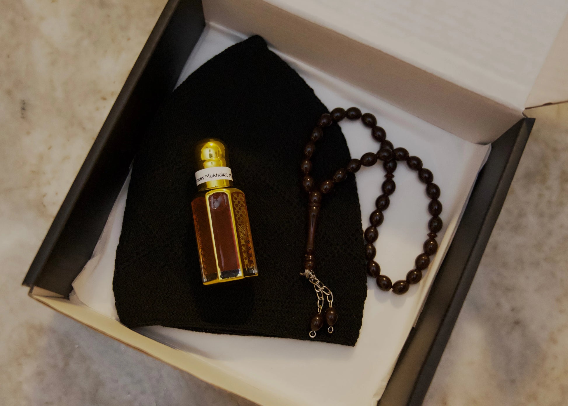Barakah Box for Him (Emirates Mukhallat Musk) - Chaddors