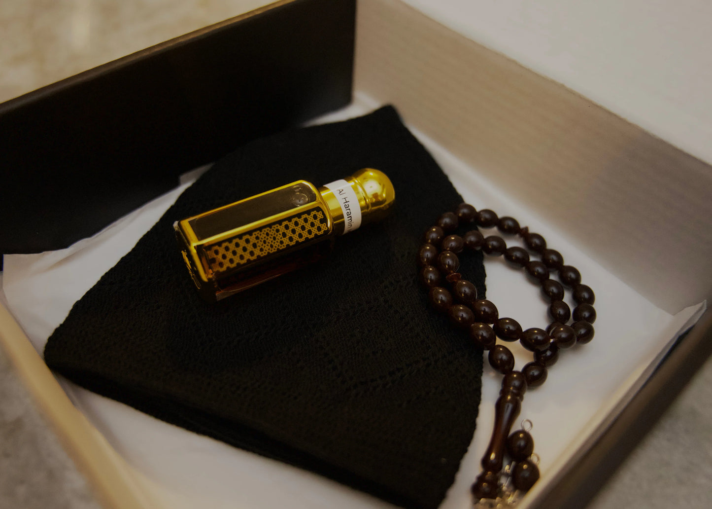 Barakah Box for Him (Al Haramain Mukhallat) - Chaddors