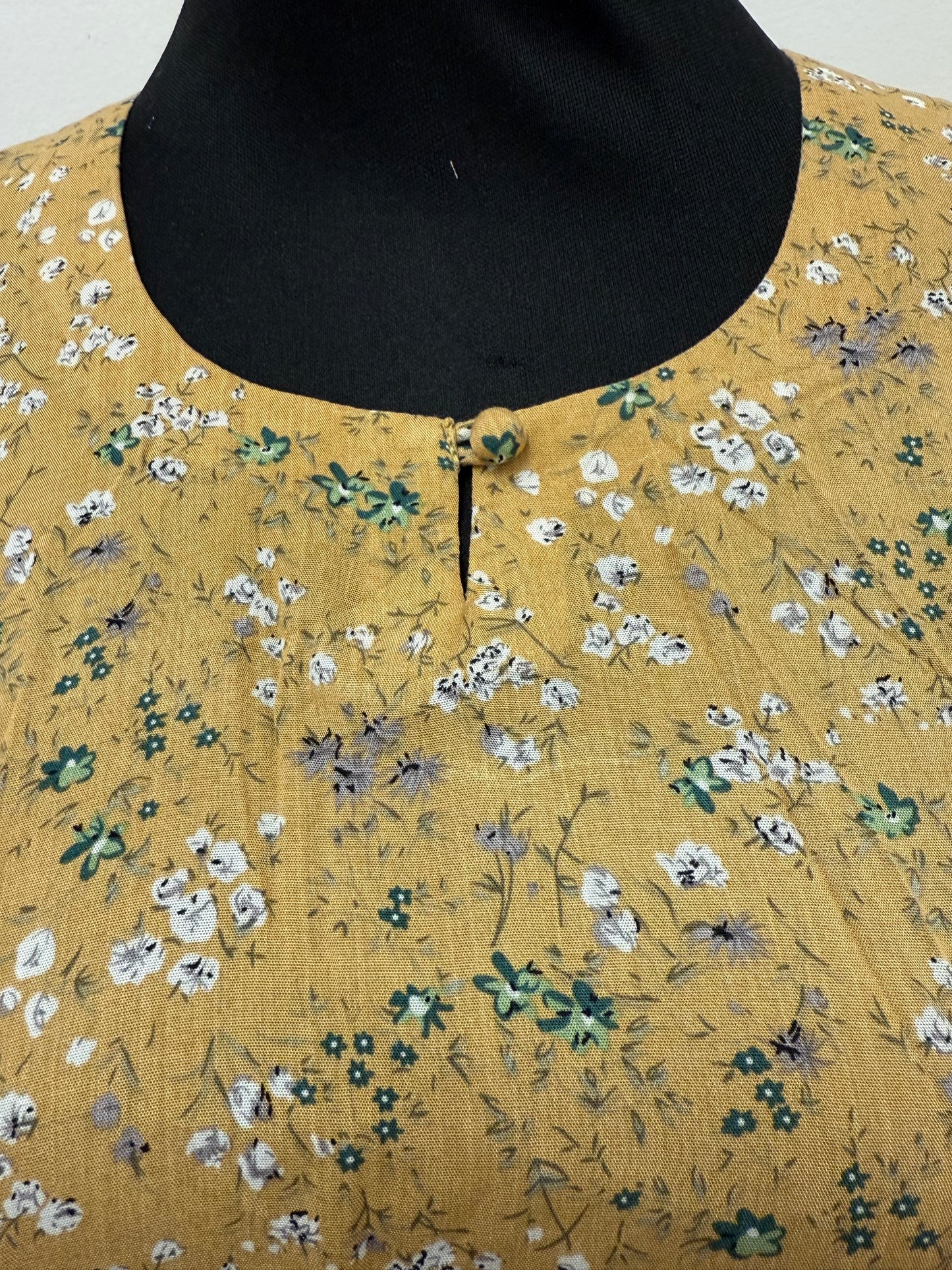 Mustard Print Hajj Abaya