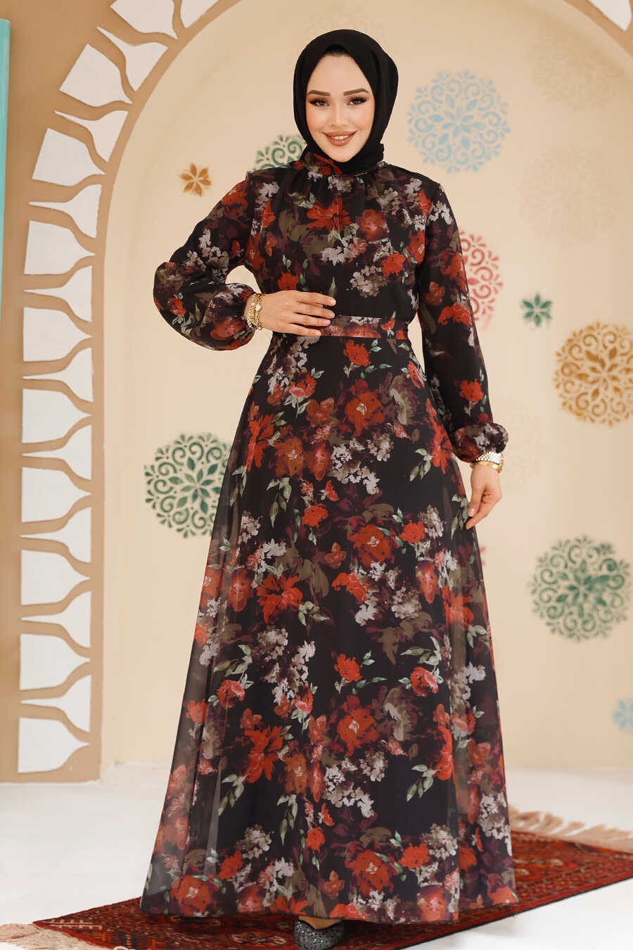 Black Flowers Turkish Dress - Chaddors