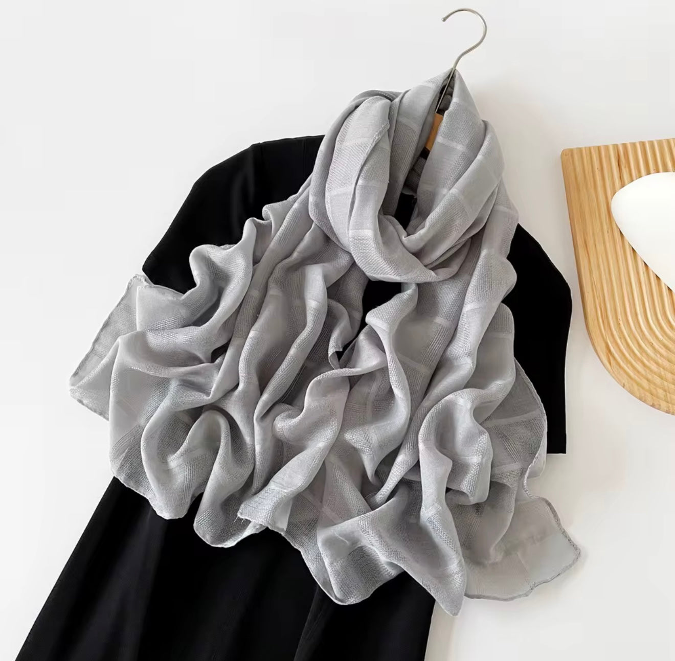 Soft Plaid Hijab + - Chaddors