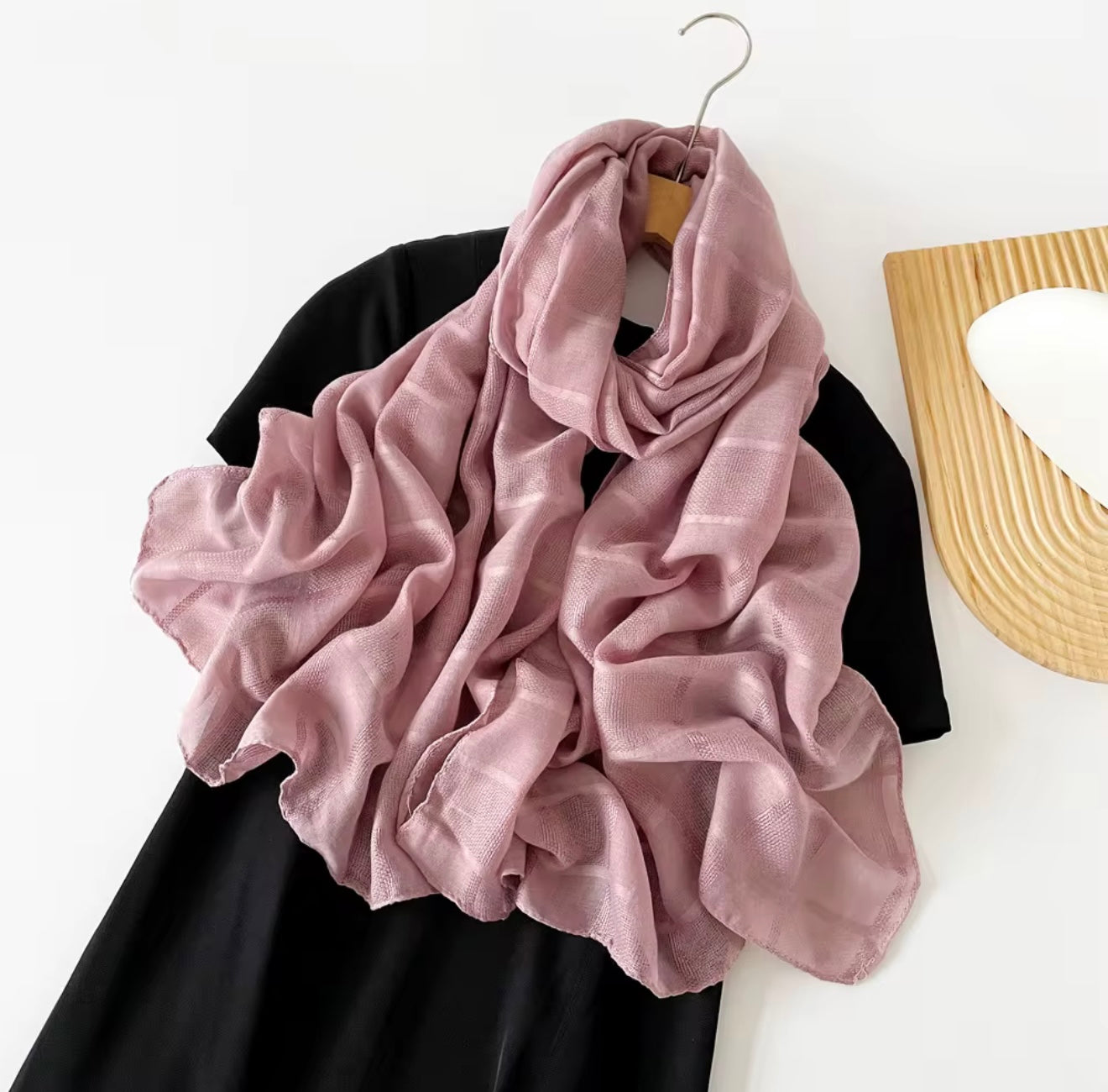 Soft Plaid Hijab + - Chaddors