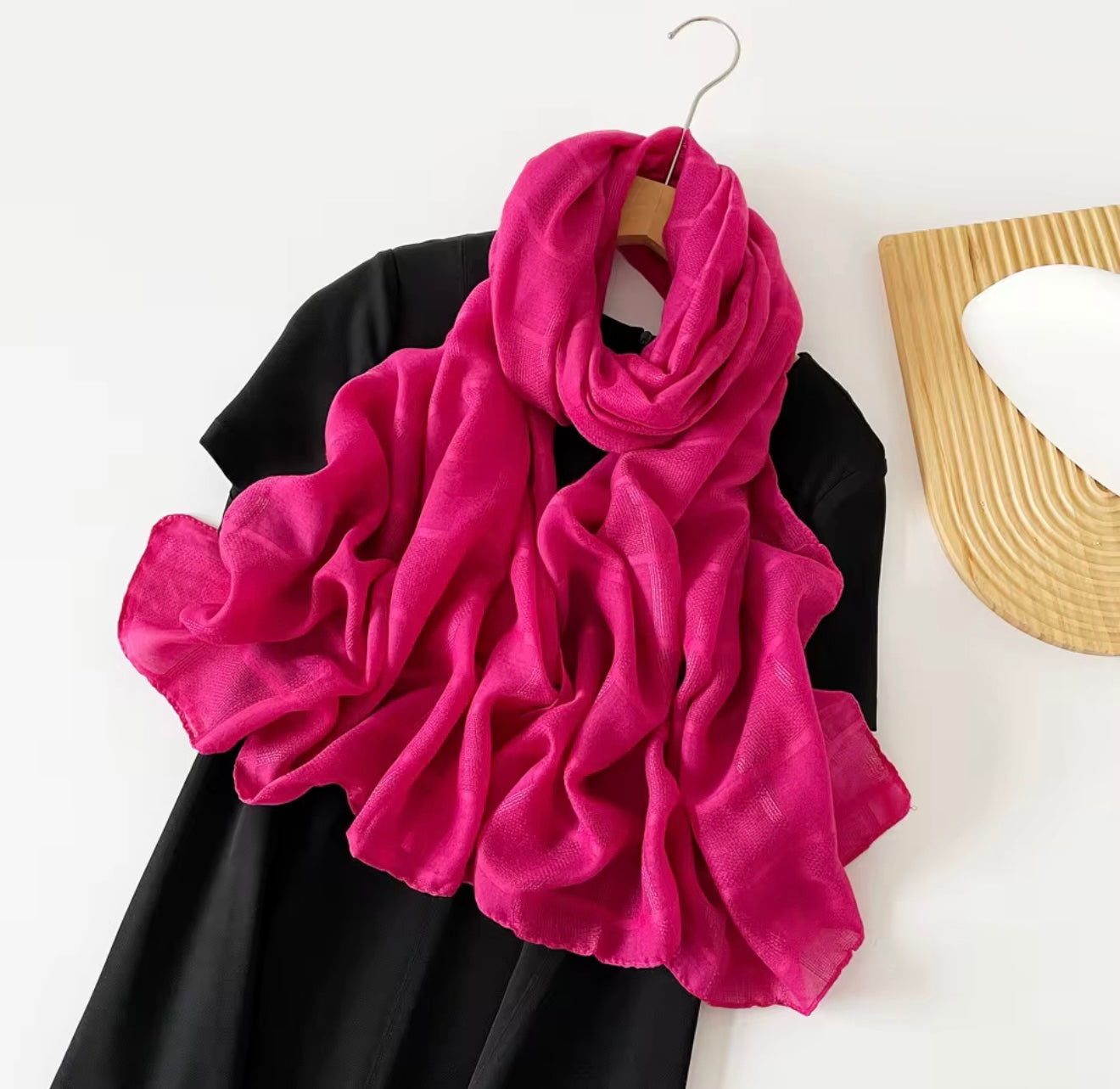 Soft Plaid Hijab + - Chaddors