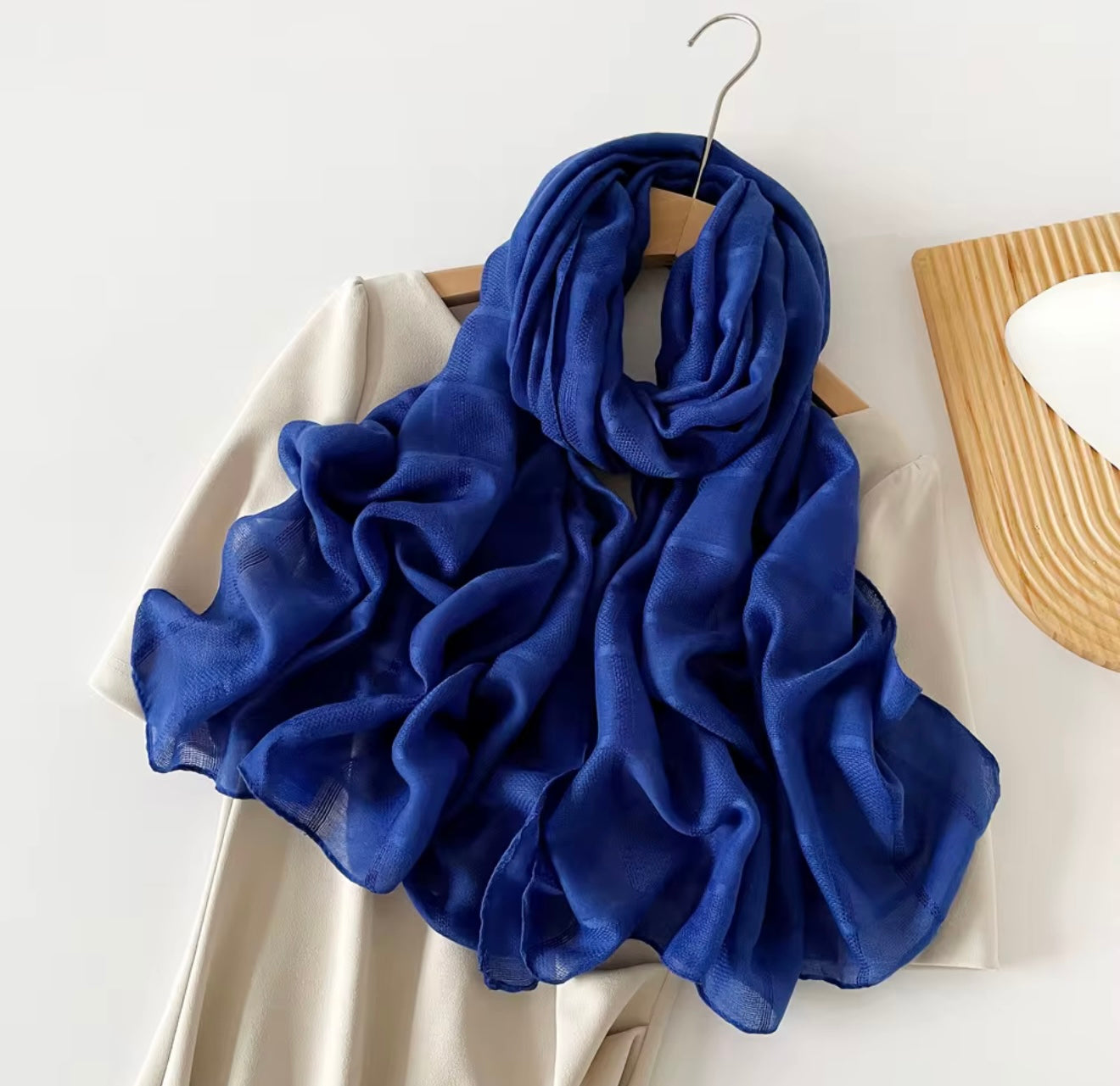 Soft Plaid Hijab + - Chaddors