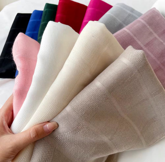 Soft Plaid Hijab + - Chaddors