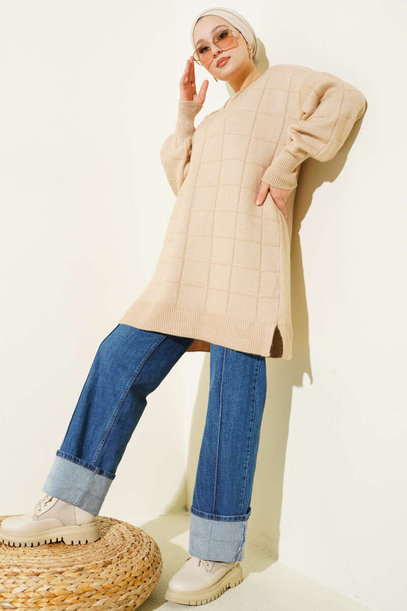 Square Patterned Soft Knit Tunic - Chaddors