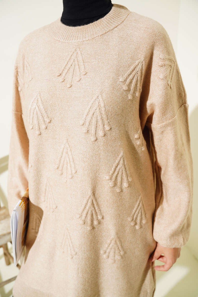 Embossed Tunic Sweater - Chaddors