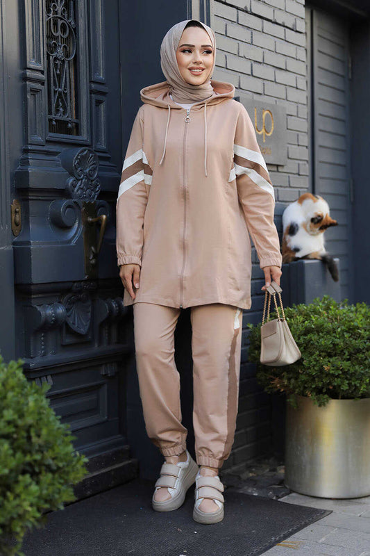 Modest Mink Sportswear Suit