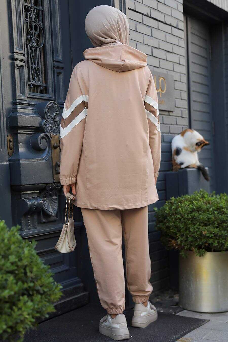 Modest Mink Sportswear Suit