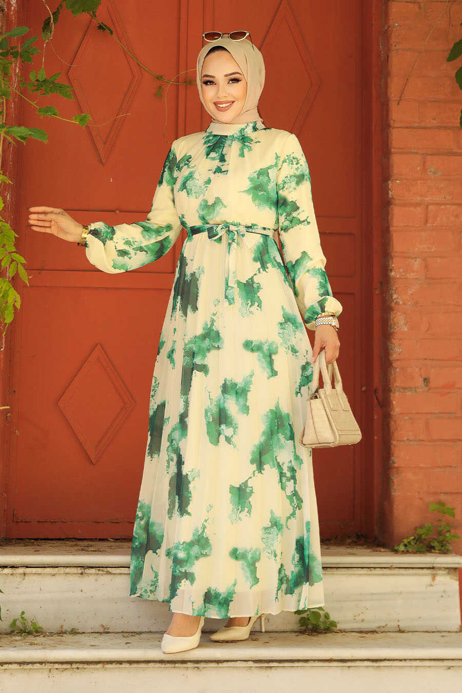 turkish traditional dress For Women Celebrate your henna night in royal style Traditional Turkish Wedding Outfits Traditional