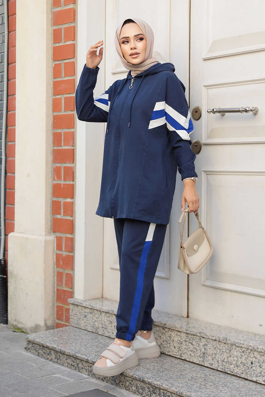 Modest Blue Sportswear Suit - Chaddors