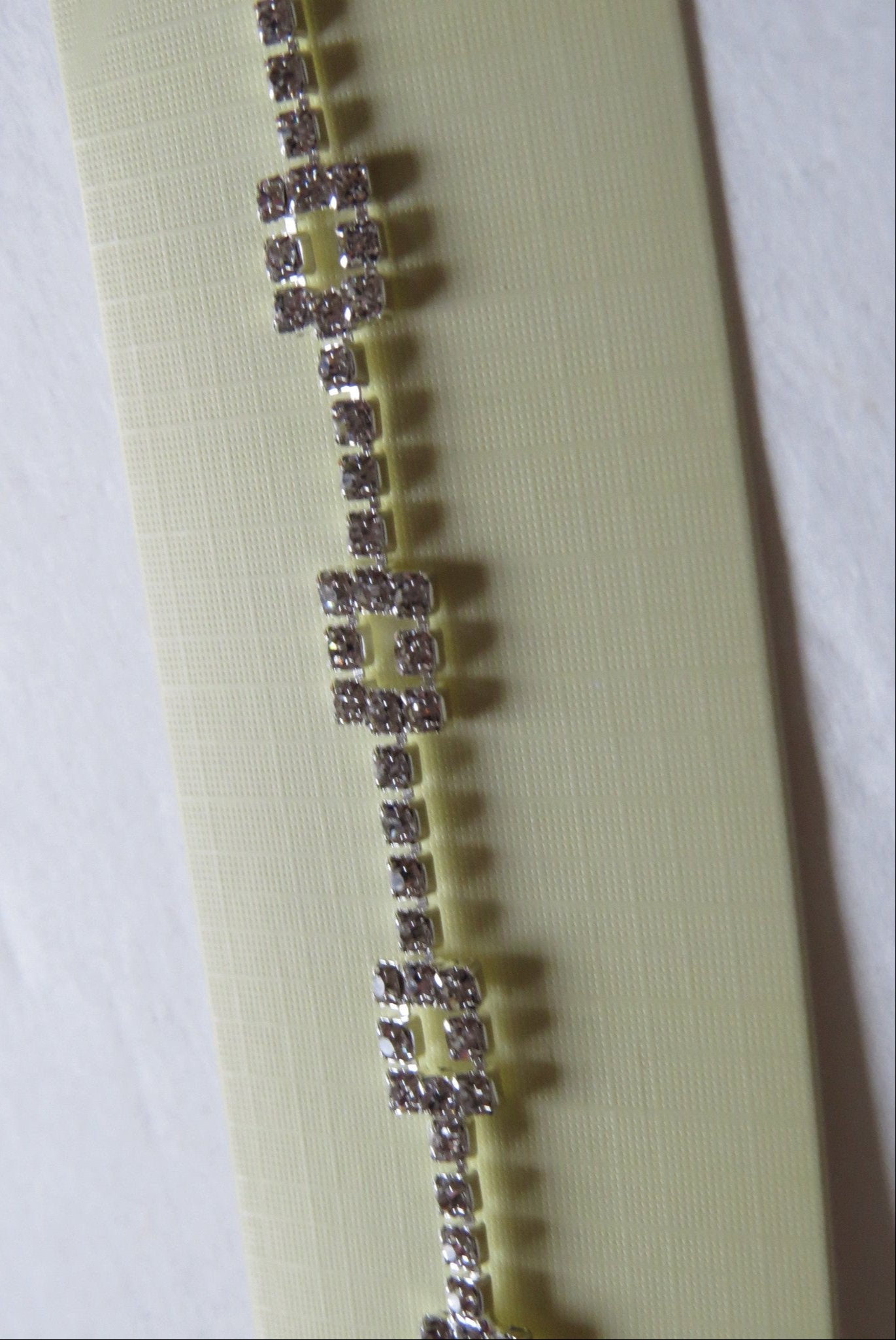 Small Rectangles Head Band - Chaddors