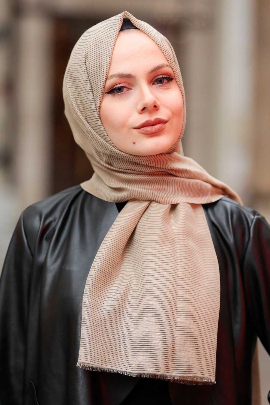 Thin Stripes Turkish Hijabs +
