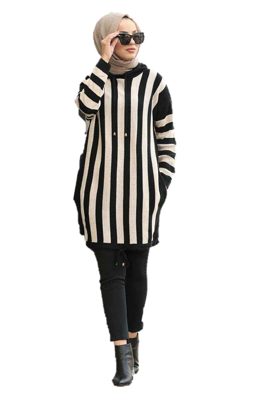 Black and White Sweatshirt - Chaddors