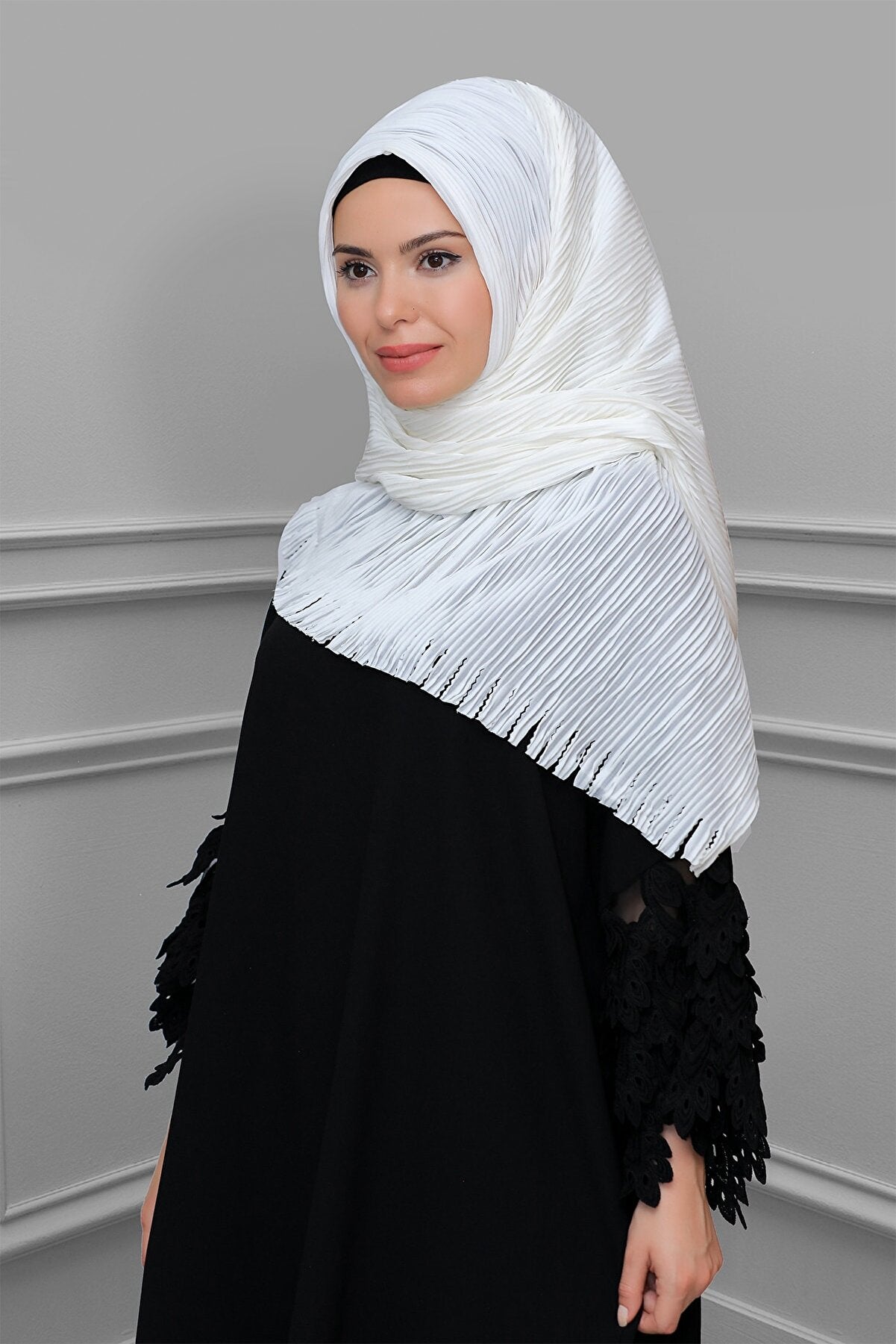 Off White Made Up Hijabs - Chaddors