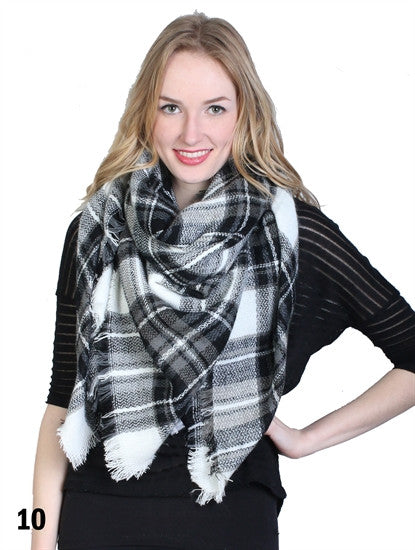 Black/White Plaid Blanket Scarf - Chaddors